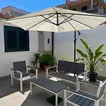 Moro House * 斯菲拉卡瓦洛