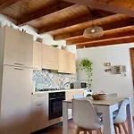 公寓 Moro House *